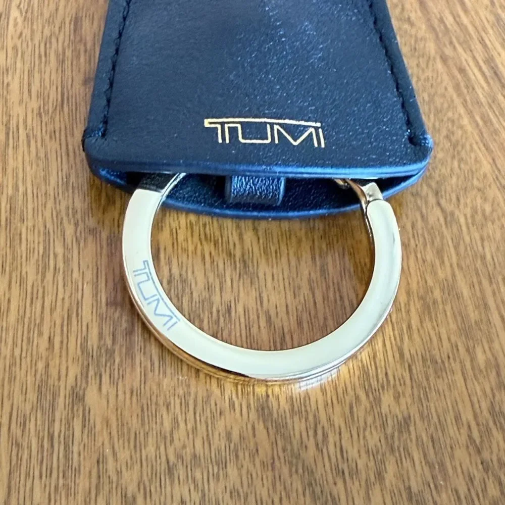 NWOT Tumi key fob